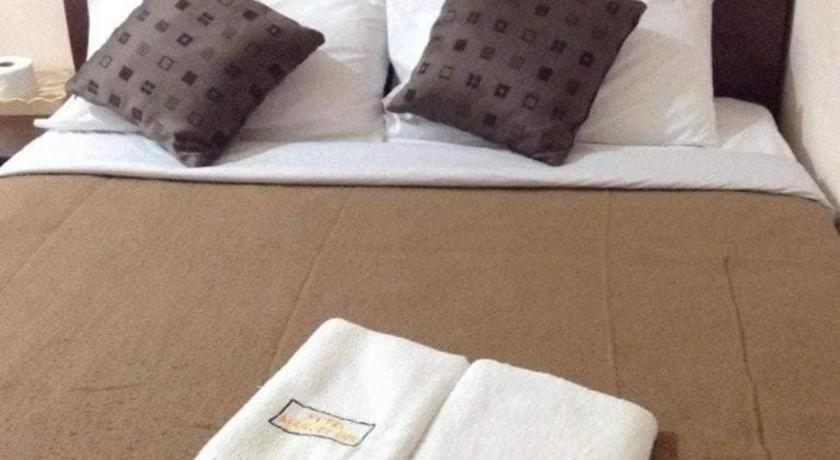 Oyo 90936 Hotel Manjoi Inn ايبوه المظهر الخارجي الصورة