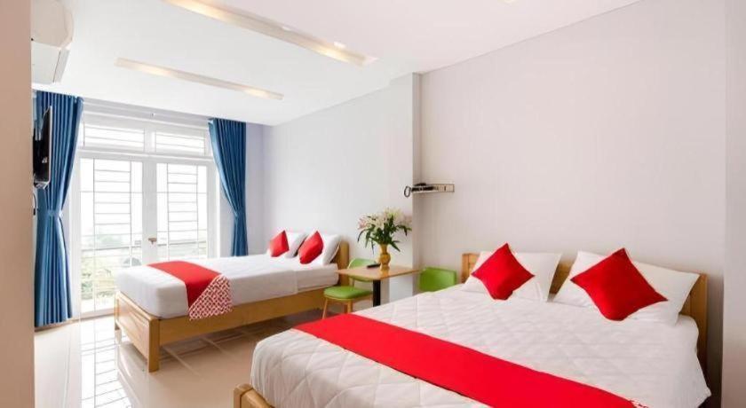 Oyo 90936 Hotel Manjoi Inn ايبوه المظهر الخارجي الصورة